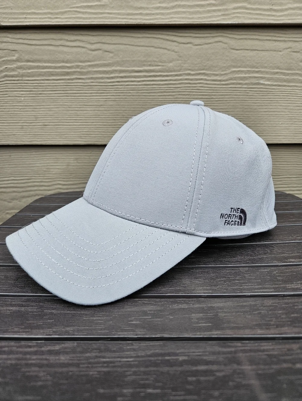North Face Gray Logo Hat Cap Strap Back Outdoor Hiking Classic Unisex OS EUC
